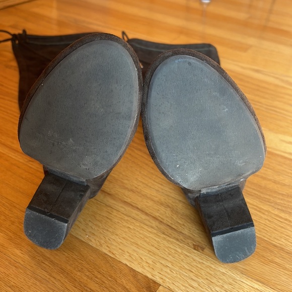 Over the knee tall boot - Picture 7 of 14